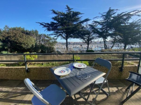 Appartement 50m de la plage et du port
